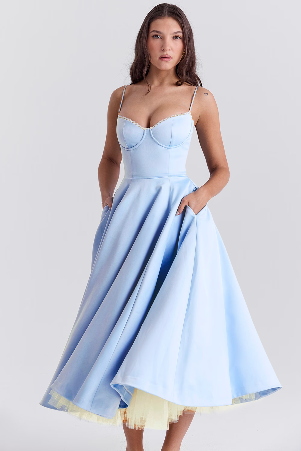 Vestido Solidario Lucía™ | Edición Limitada